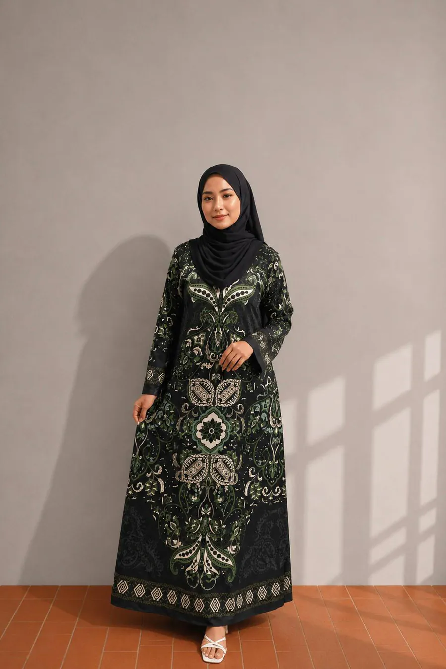 JUWITA in Black Green in Black Green